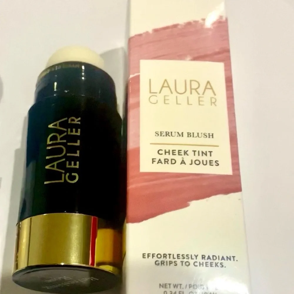 Laura Geller Cheek Tint in refreshing, rose shade, extra applicator